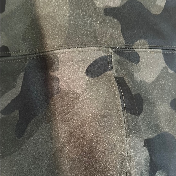 WHBM Runway Leggings - Picture 10 of 12